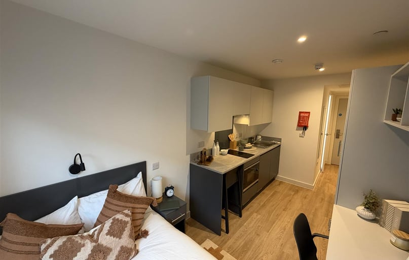 St James Boulevard, Newcastle Upon Tyne, Newcastle - Image 1